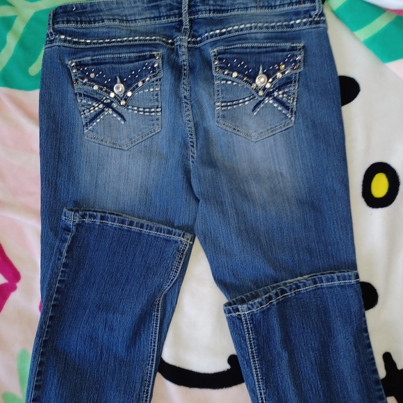 Jeans - Picture 2 of 4